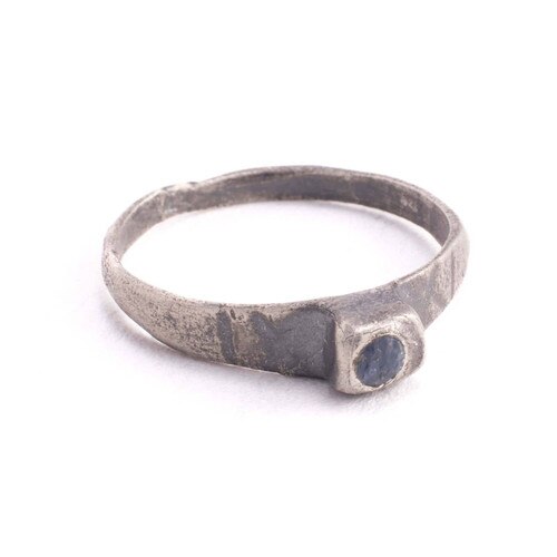 Wilde Sapphire Ring
